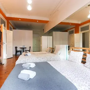 https://lisbon-garden-flower-bb.hotels-lisbon-portugal.com